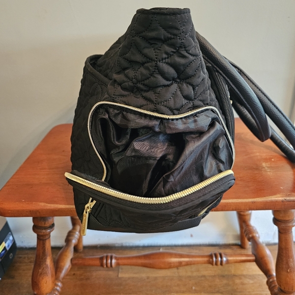 BananaFish Black Quilted Pumping Diaper Bag Gold Toned Hardware - Picture 6 of 15